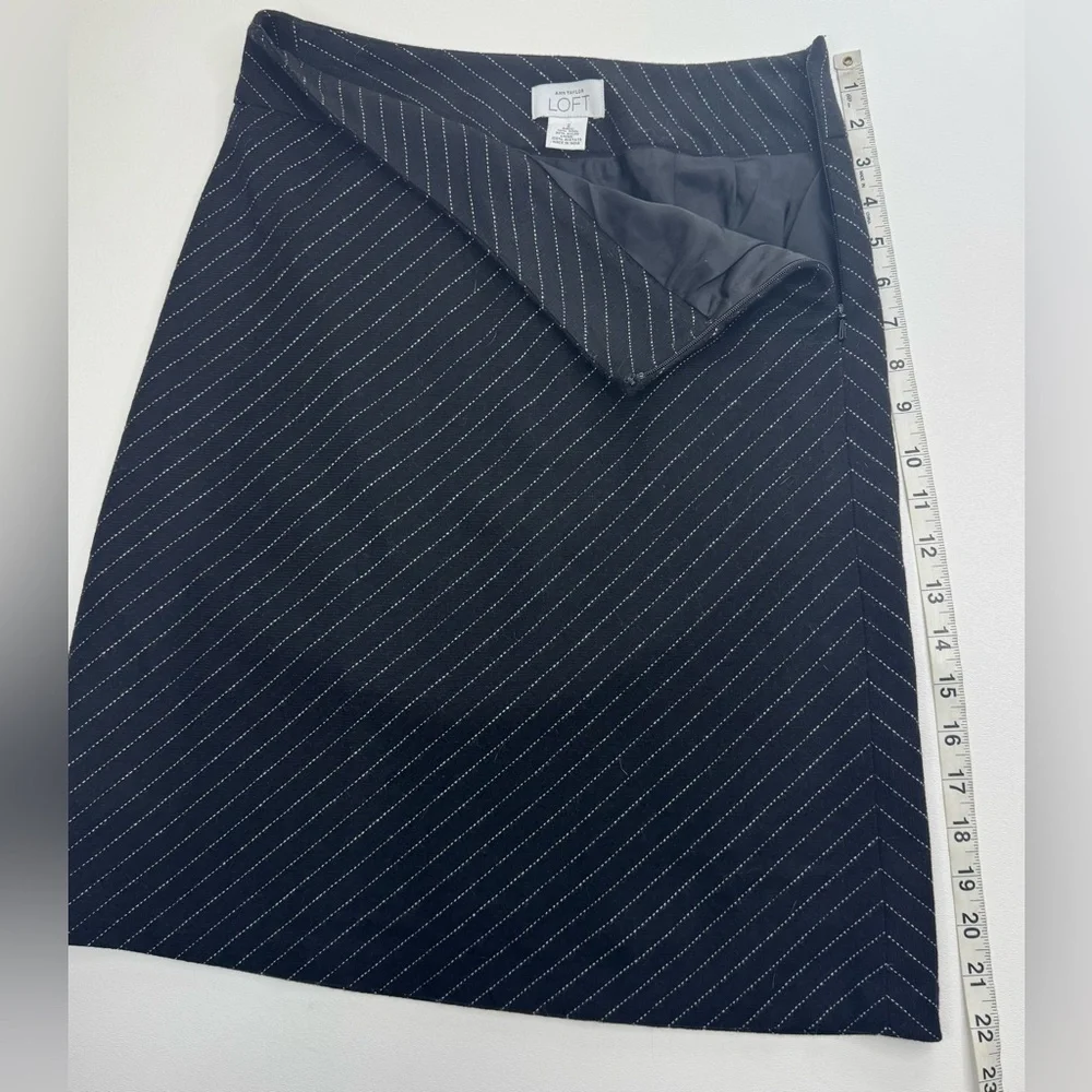 VTG Ann Taylor Loft Wool Blend Chevron Striped Lined Pencil Skirt Womens Size 2